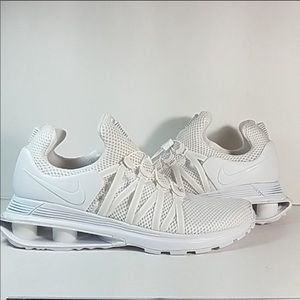 Nike Shox Gravity WOMENS Sz 8